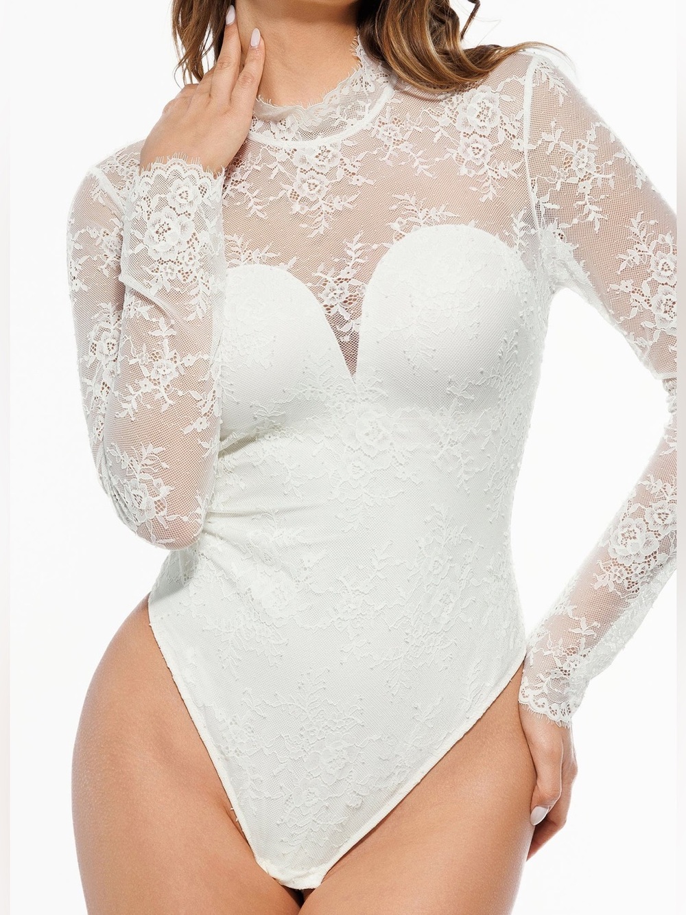 Lace Sculpting Bodysuit/Shapewear Style - Picture 1 of 9
